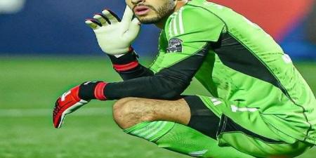 الأهلي يُلمح برحيل ياسر إبراهيم وتمديد عقد مصطفي شوبير