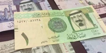 تعرف على سعر الريال السعودى منتصف تعاملات اليوم الاثنين