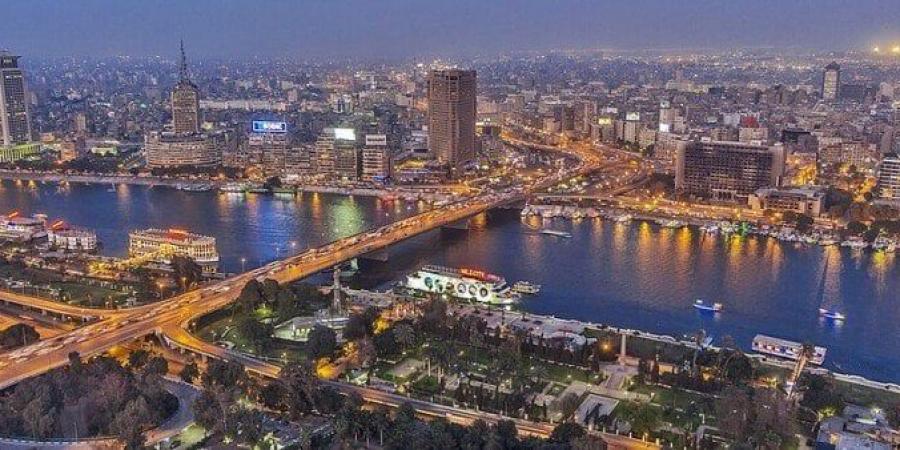 نمو القطاع الخاص غير النفطي في مصر يستقر في فبراير 2025