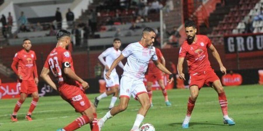 بث مباشر.. مشاهدة مباراة حسنية أكادير والدفاع الحسني في الدوري المغربي