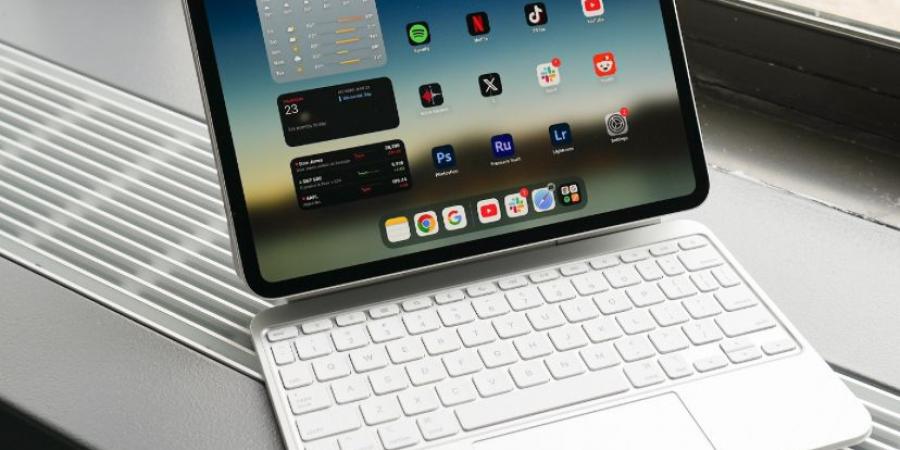 تسريبات تكشف تفاصيل مبكرة عن iPad Pro Fold بشاشة ضخمة 18.8 بوصة