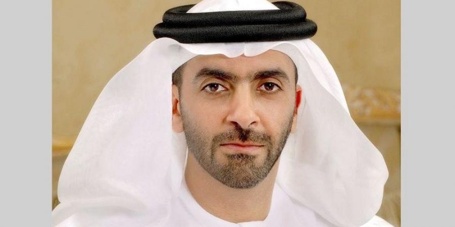 سيف بن زايد: "أم الإمارات" رفعت النساء على أكتاف رؤيتها الحكيمة